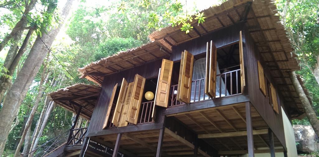 Bagus Place Retreat Kampong Mukut Bagian luar foto